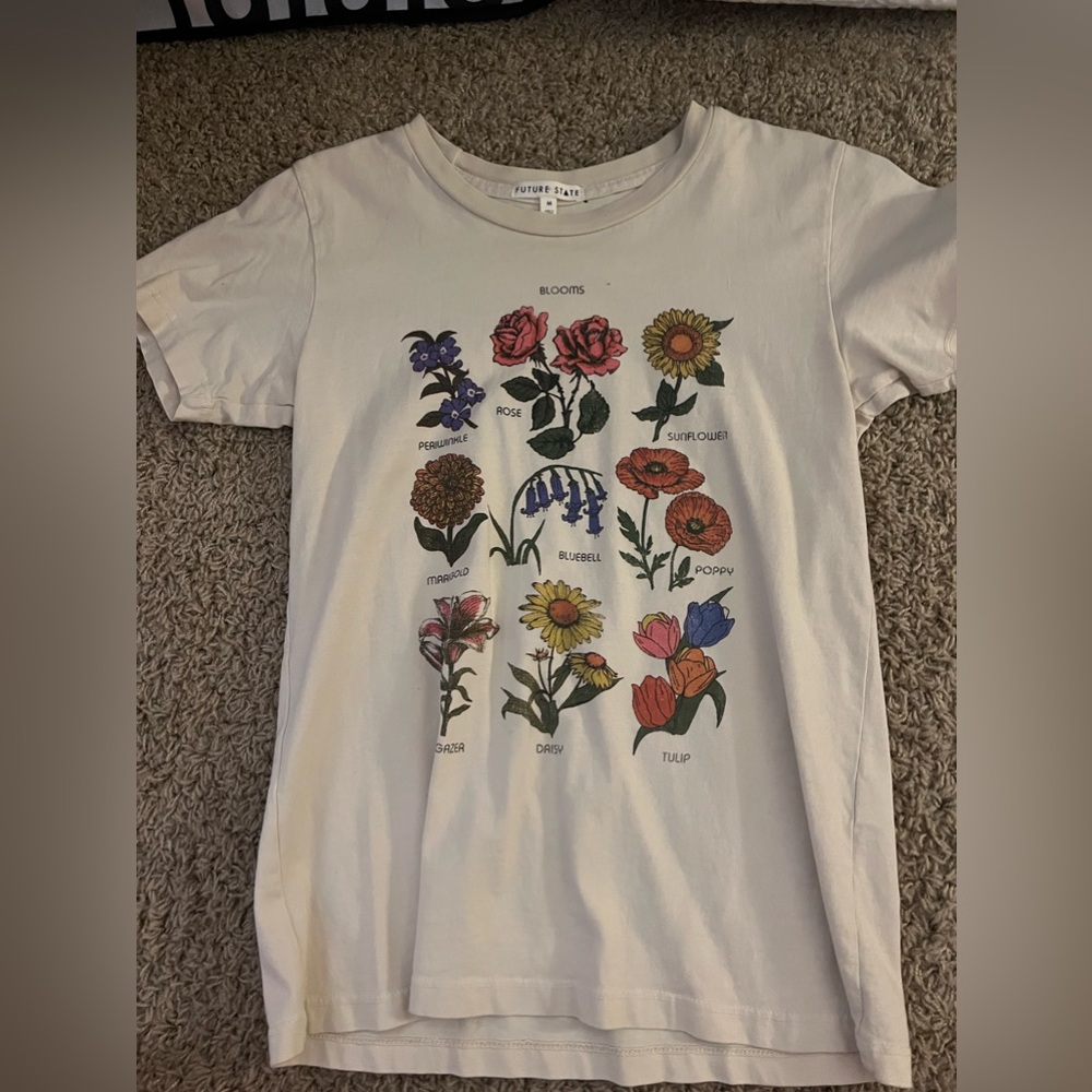 urban outfitters flower t shirt